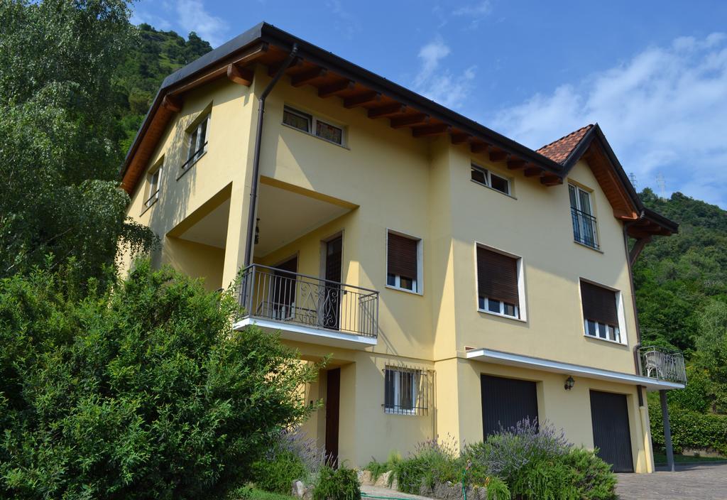 Comova Maslianico Exteriér fotografie